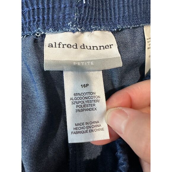 NWT Alfred Dunner Petite Denim Capri Wide Leg Pants Size 14 Petite - Picture 8 of 8
